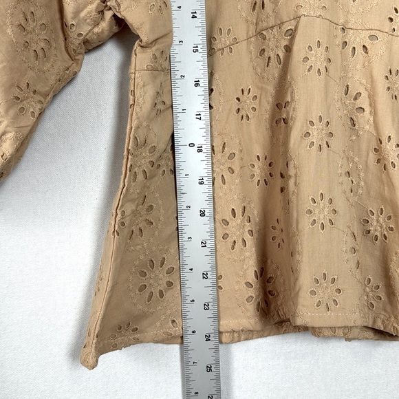 ASOS Eyelet Top NWT Women’s 4 Stone Tan Ruched Puff Sleeve Vneck Back Zipper - Picture 11 of 12